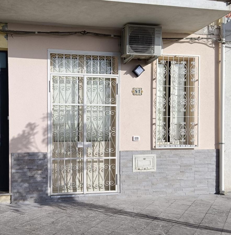 Apartamento Bilocale Fronte Mare Giardini-Naxos Exterior foto
