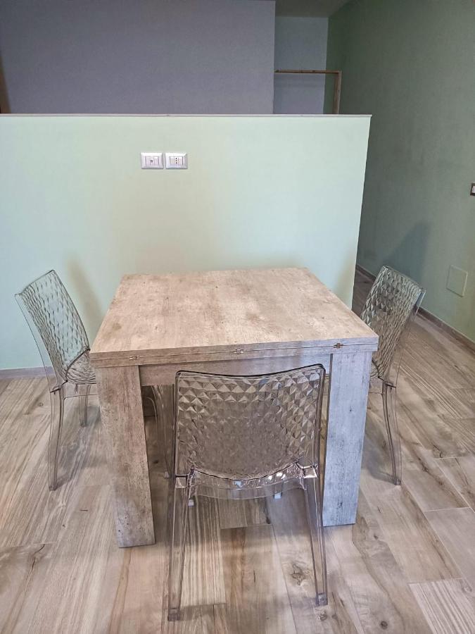 Apartamento Bilocale Fronte Mare Giardini-Naxos Exterior foto